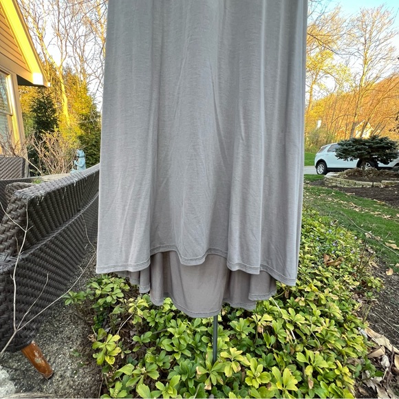 Hi-Lo t-shirt dress -size M - Picture 7 of 7